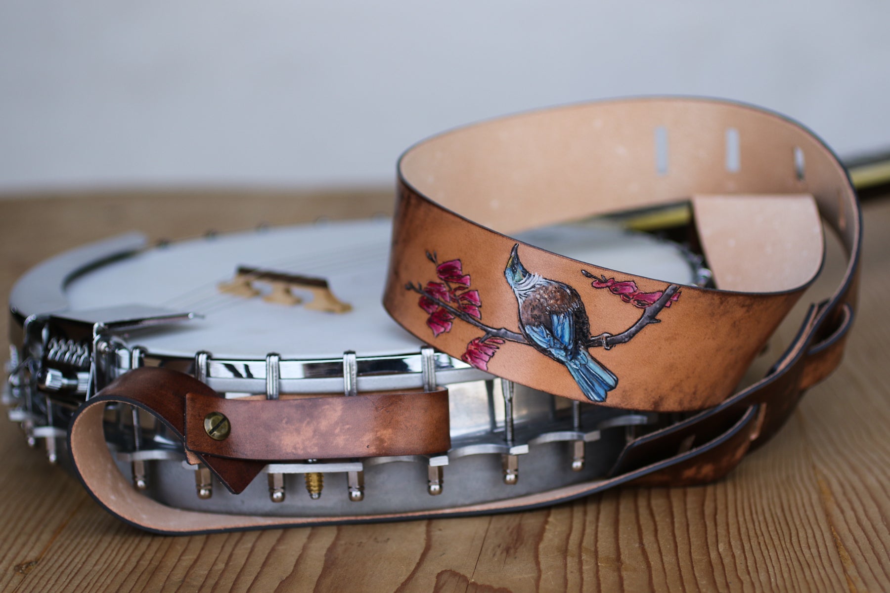 Custom Leather Banjo Strap with the Tui