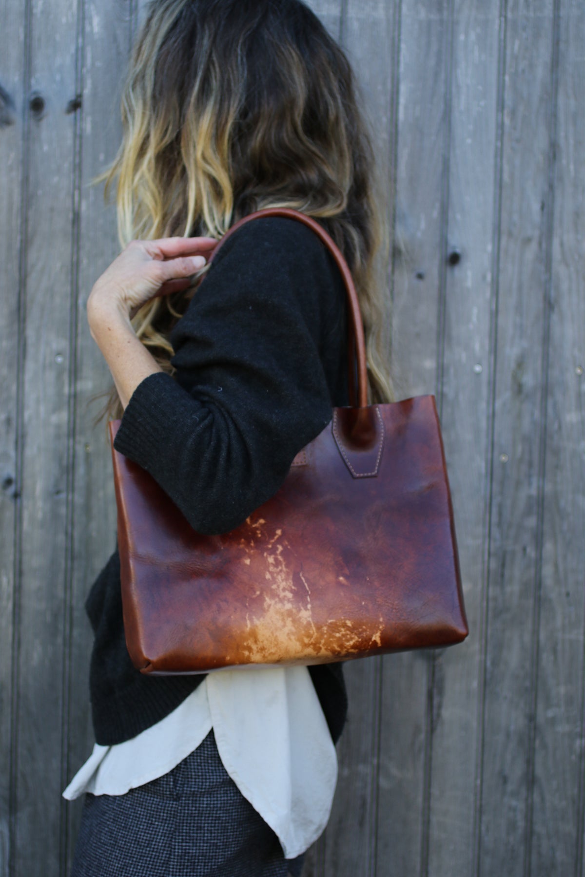 Italian-leather-flame-stain-Diana-Tote