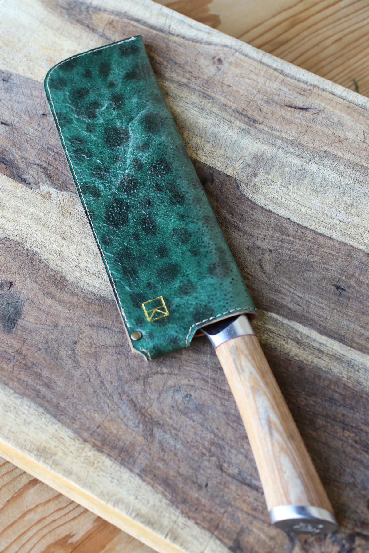 green-wolffish-knife-sheath