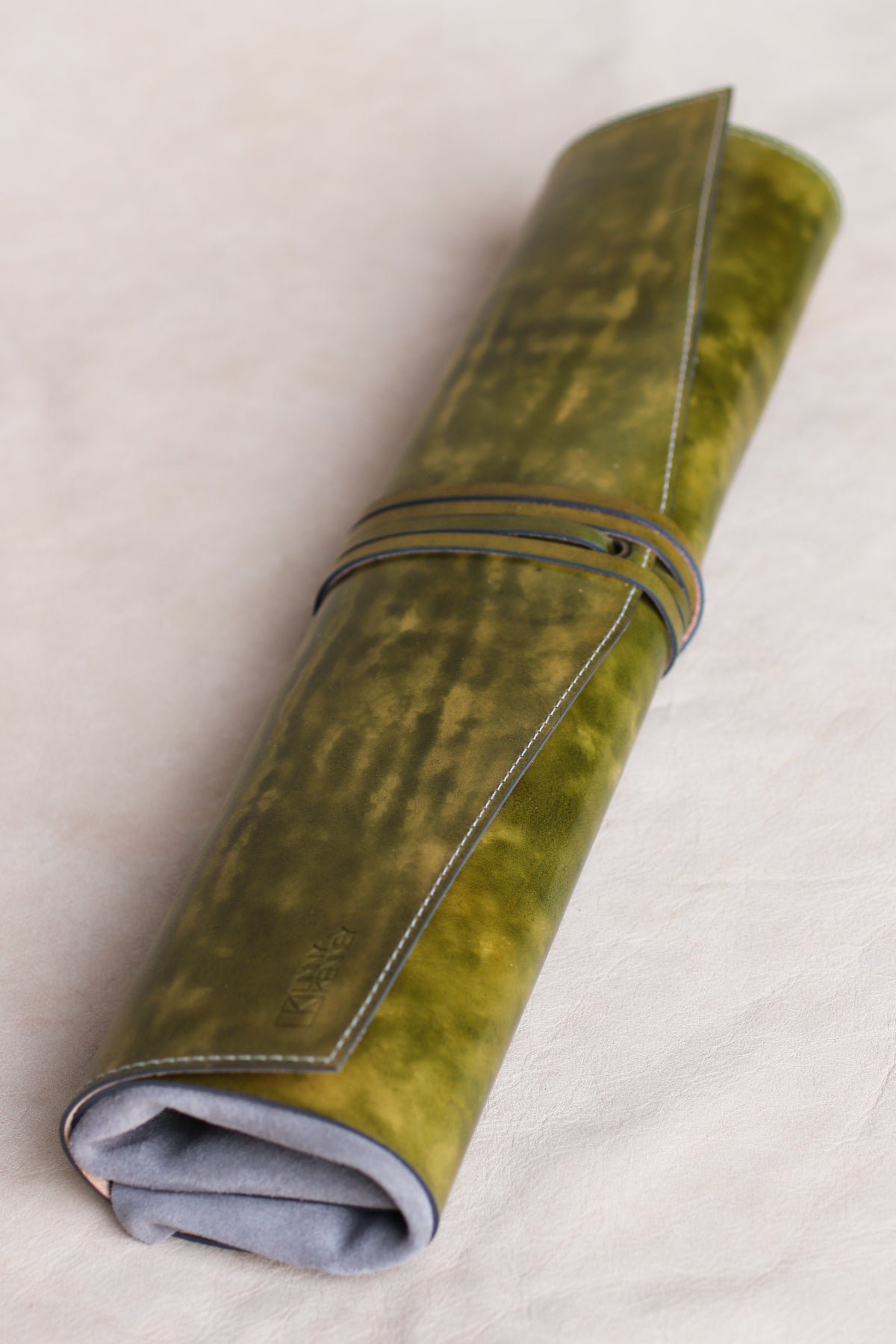 Olive 5-slot Italian Leather Knife Roll