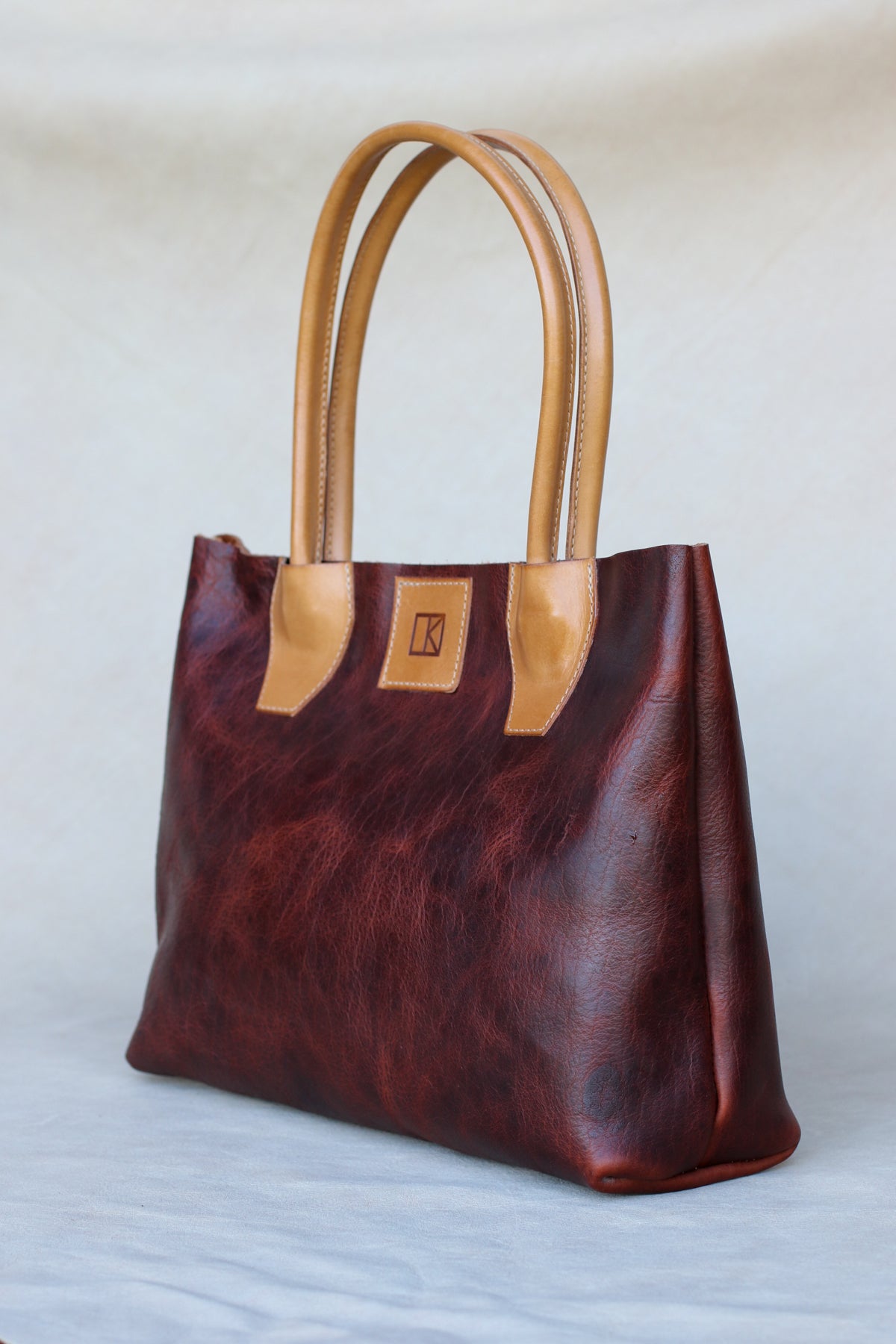 red-bison-leather-bag